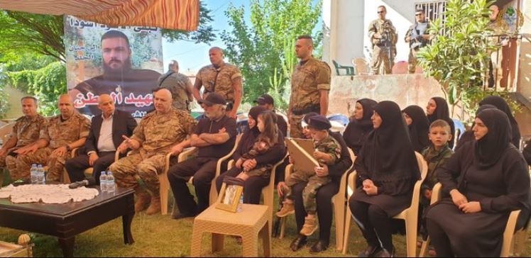 قائد الجيش قدّم التعازي بالشهيد شمص: حربنا على المخدرات لم تنتهِ