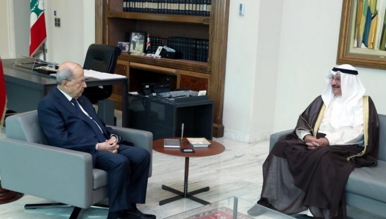 القناعي التقى عون: لا حظر على مجيء الكويتيين إلى لبنان