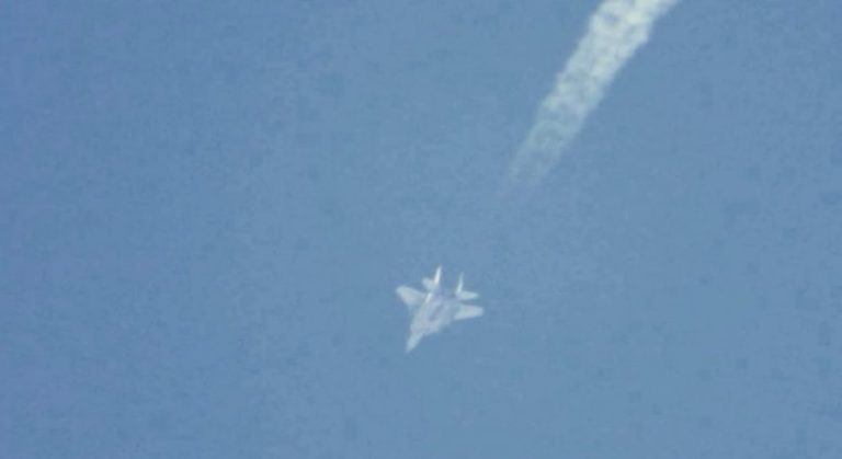 طيران العدو يخرق جدار الصوت جنوباً