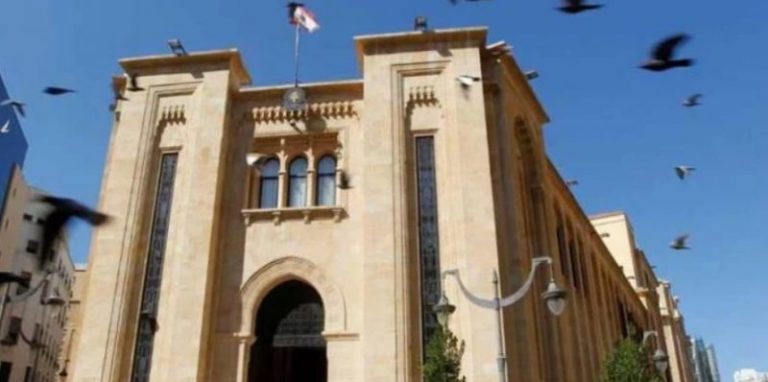 أسماء أعضاء لجنة الإدارة والعدل