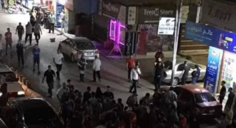 بالفيديو: شاب يدهس فتاة أمام “جامعة المنصورة” بعد ذبح طالب لزميلته!