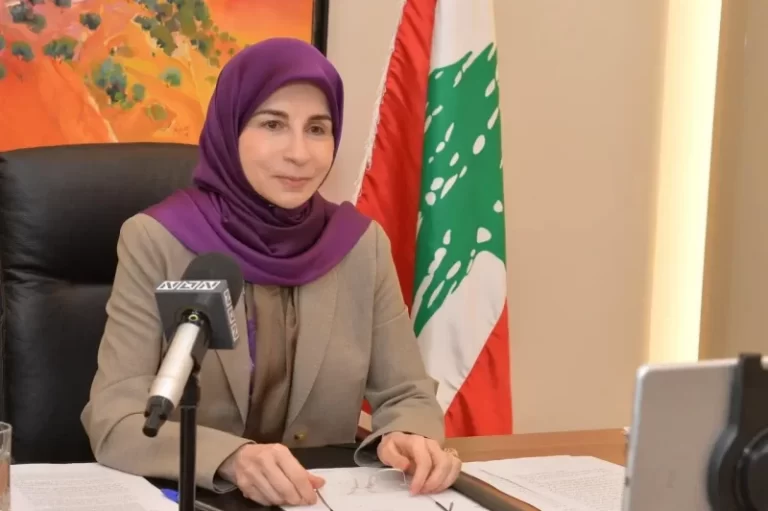 أسماء أعضاء لجنة المرأة والطفل