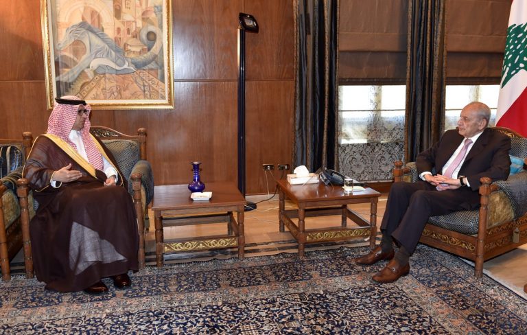 البخاري: الرئيس بري يلعب دوراً وطنياً جامعاً