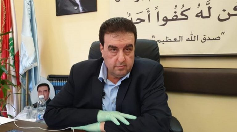 البعريني: هل أصبح المطار ساحة تظاهر؟