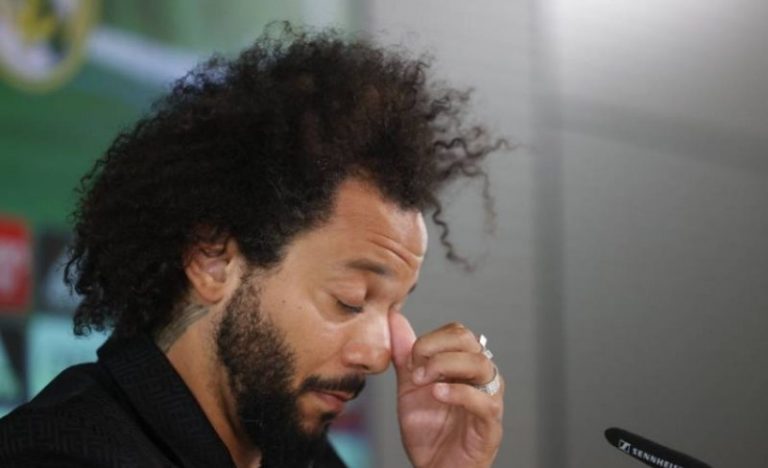 بالفيديو: مارسيلو يودع ريال مدريد بالدموع بعد 15 عاماً