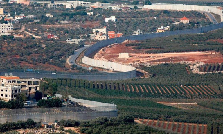 خرق الخط الأزرق