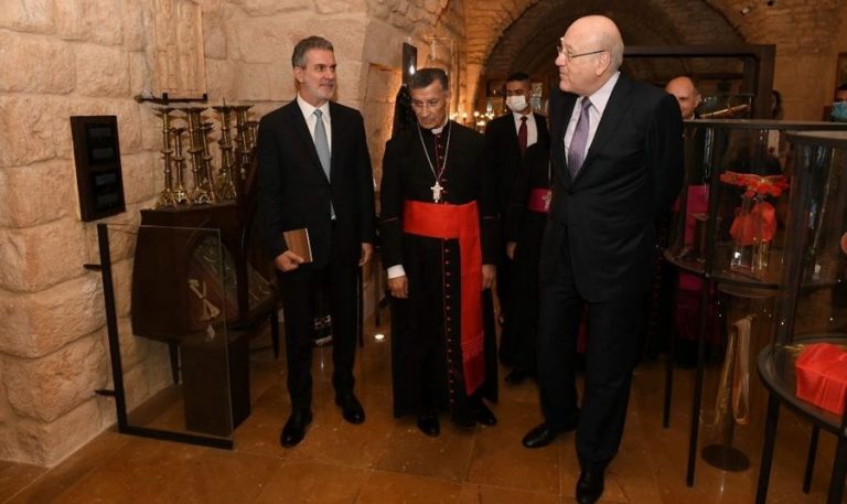 ما هي خلفيات دعم الراعي لميقاتي؟