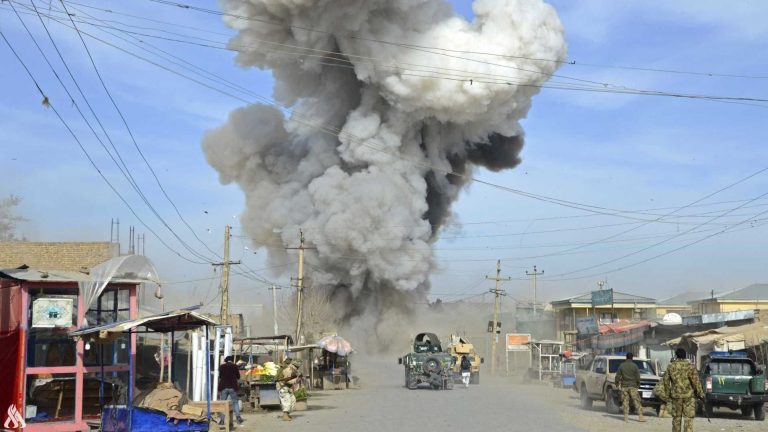 بالفيديو: انفجارات متتالية قرب معبد للسيخ في كابل