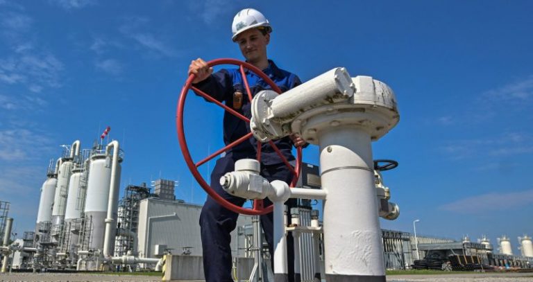 روسيا توقف تدفق الغاز عن أوروبا عبر السيل الشمالي-1