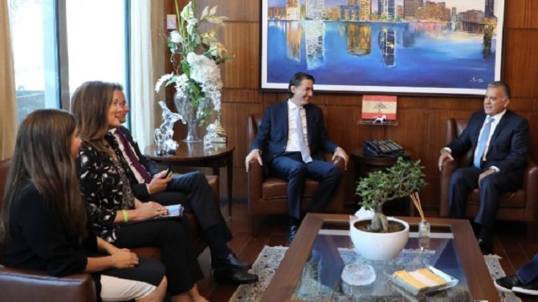 هوكشتاين يجول على المسؤولين: طرح ترسيميّ جديد