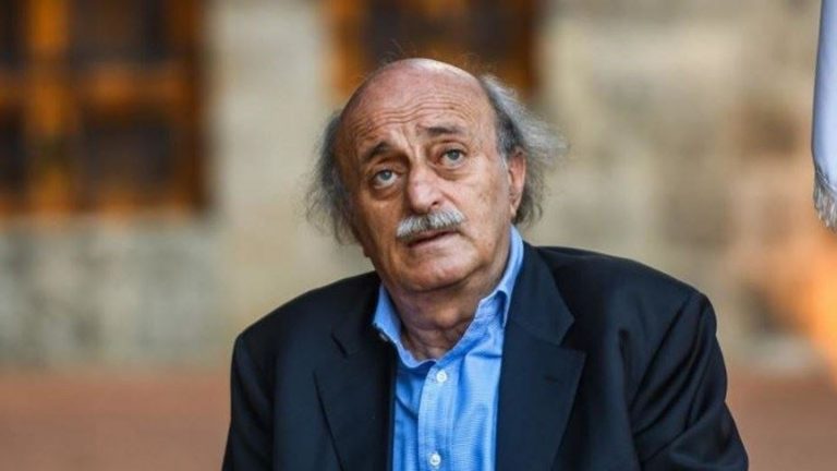 جنبلاط قلق درزياً… ويترقّب التسوية الرئاسيّة