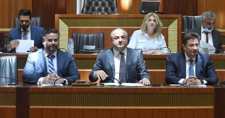 اللجان النيابية المشتركة أقرّت ثلاثة مشاريع قوانين