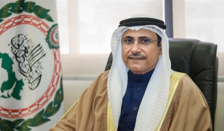 رئيس البرلمان العربي يشيد بنجاح موسم الحج لهذا العام