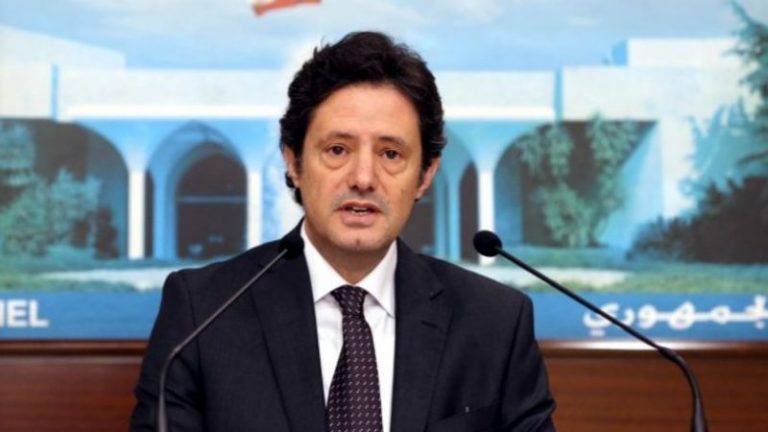 مكاري لوسائل الإعلام: لعدم الإنزلاق وراء الأخبار الزائفة