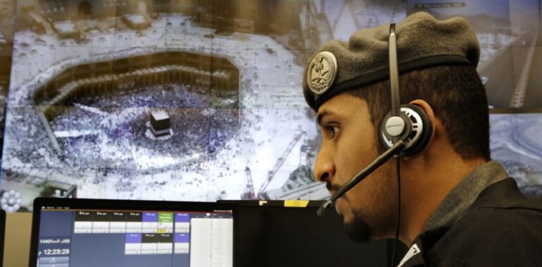 مصري متهم بالنصب على الحجاج بقبضة الأمن السعودي