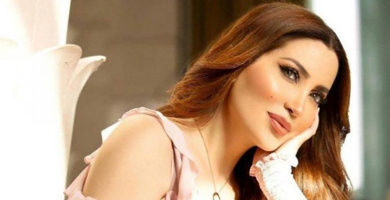 بالفيديو.. مع من رقصت نسرين طافش؟