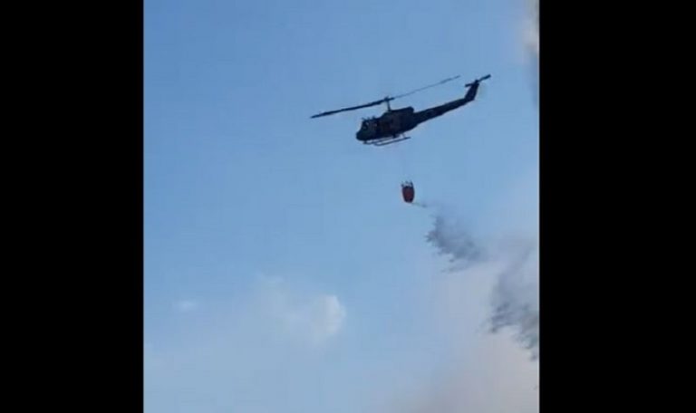 بالفيديو: طوافة الجيش تساعد في إخماد حريق زفتا