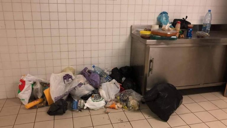 بالصور: كارثة في مساكن الطلاب في الجامعة اللبنانية