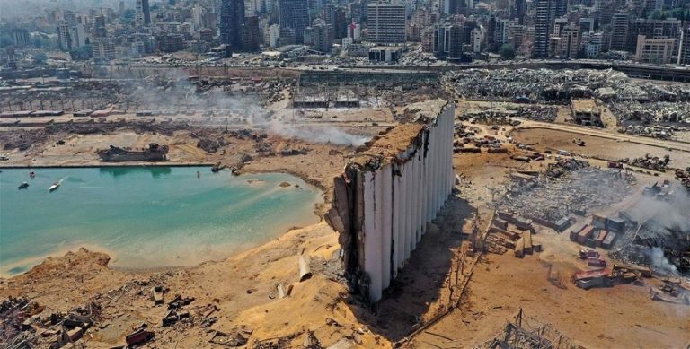 سلام من المرفأ: تفريغ الاهراءات من الحبوب يعرّضها للسقوط