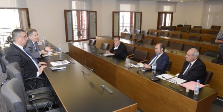 حجار تسلّم نسخة حول التعديلات على قانون ذوي الإحتياجات الخاصة لدراسته