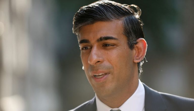 سوناك يعزز تقدمه على منافسيه لمنصب رئيس الوزراء في بريطانيا