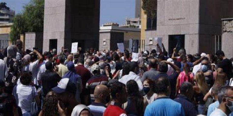 أساتذة الثانوي: لمقاطعة التصحيح حتى تعديل الرواتب