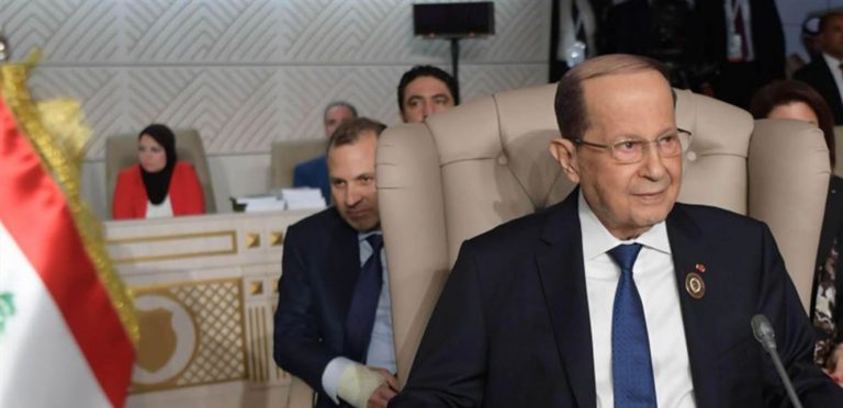 استقالة وزراء قريبين من عون و”التيار الوطني الحر”؟