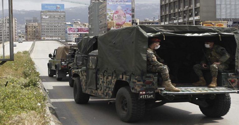 رواتب العسكريين في خطر