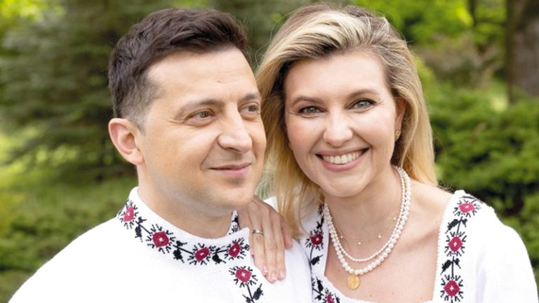 بالصور: زيلينسكي وزوجته في جلسة تصوير لمجلة “فوغ”