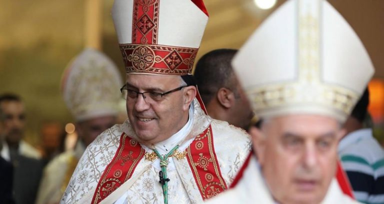 “استجواب” مطران..  في زوايا الترسيم والتطبيع!