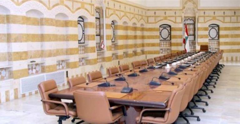 “عطلة الأضحى” الاختبار الأول للفراغ.. فوضى شاملة أم تسوية جزئية؟