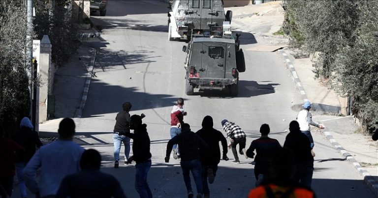 شبّان جنين يتصدّون لاعتداءات قوات الاحتلال