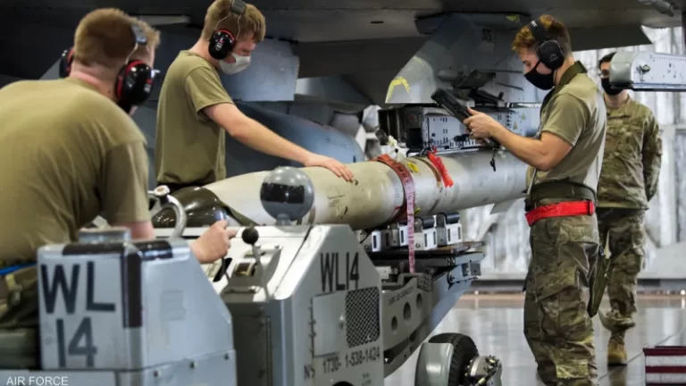 لأول مرة.. إطلاق صواريخ “هارم” الأميركية في أوكرانيا