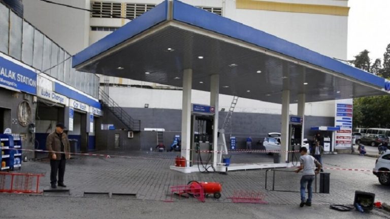 أزمة محروقات تطرق أبواب اللبنانيين؟