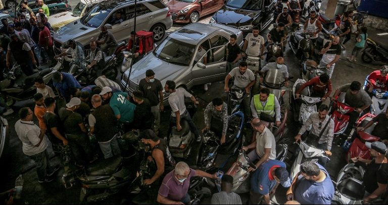 نيجيريا تفرض رسوماً جمركية بنسبة 15% على واردات البنزين والديزل