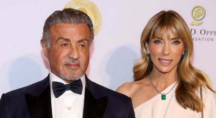 بعد 25 عاماً من الزواج..سيلفستر ستالون ينفصل عن جينيفر فلافين