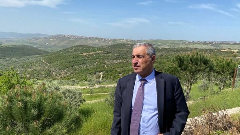 هاشم: الاعتداءات على سوريا من أجوائنا هي اعتداء على لبنان