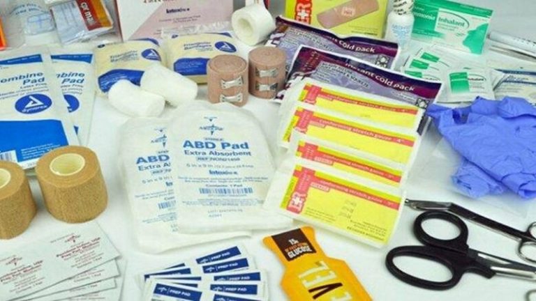 “مستوردو الأجهزة والمستلزمات الطبية”: البضائع المتوفّرة تكفي لآخر آب