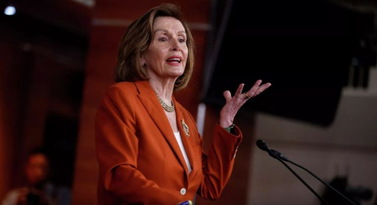 إقتحام منزل رئيسة مجلس النواب الأميركي!