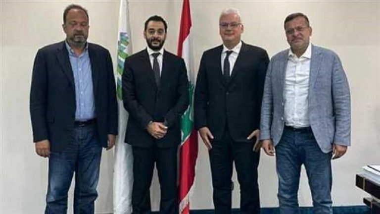 إجتماع بين “الإتصالات” و”الإقتصاد” لضبط أسعار بطاقات الخلوي