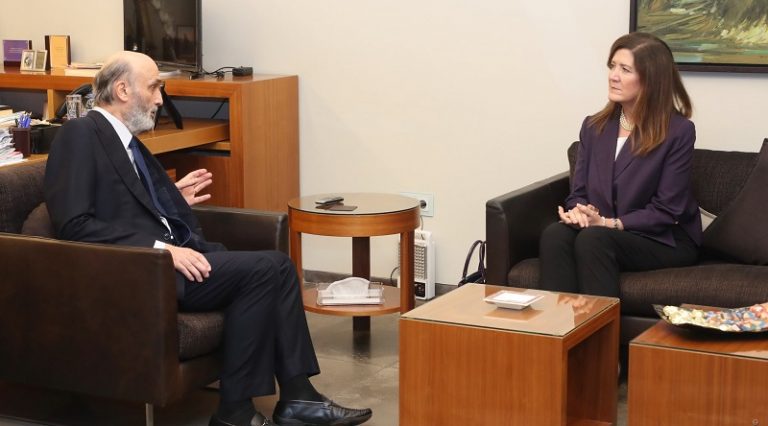 جعجع التقى شيا: لمواكبة لبنان في المرحلة الدقيقة