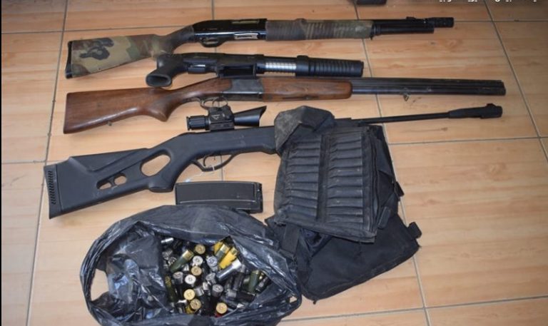 عملية دهم في مزرعة الضليل وضبط آلات لتصنيع المخدرات