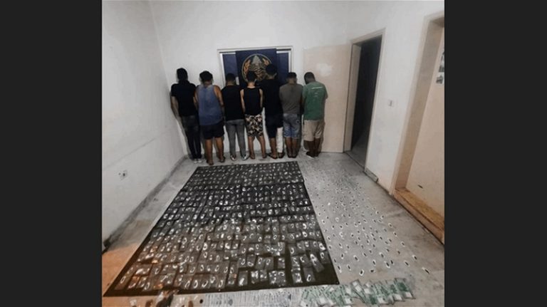 توقيف أشخاص في منطقة صحراء الشويفات