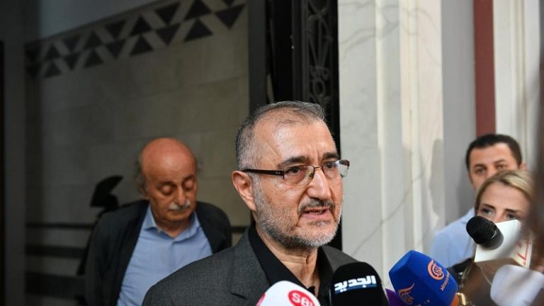 الخليل بعد لقائه جنبلاط: نحن والحزب التقدمي الاشتراكي ندعو للانفتاح