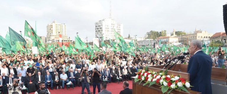 بري يتموّضع على حدود “الترسيم” وناصية الدستور ويُخيّط مواصفات “الرئيس”!