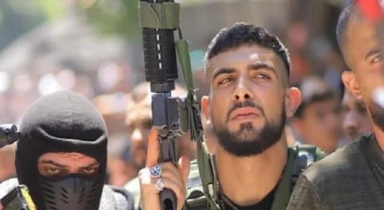 بالفيديو: الاحتلال يقتحم نابلس ويغتال قائد “كتائب شهداء الأقصى”