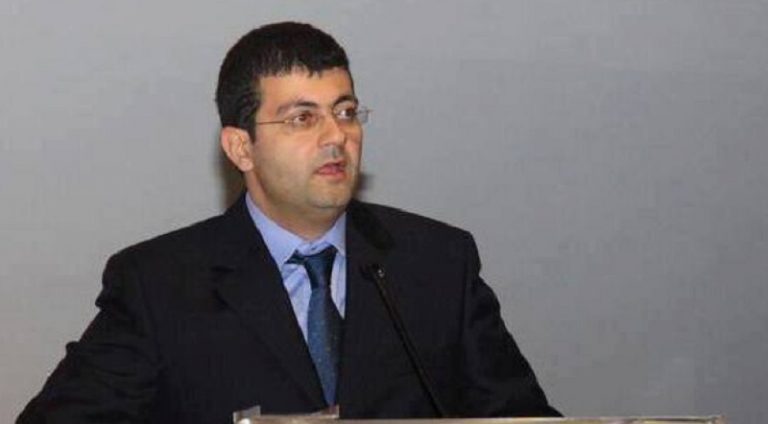 نقيب الصيادلة: لا خيار إلا بالإضراب المفتوح