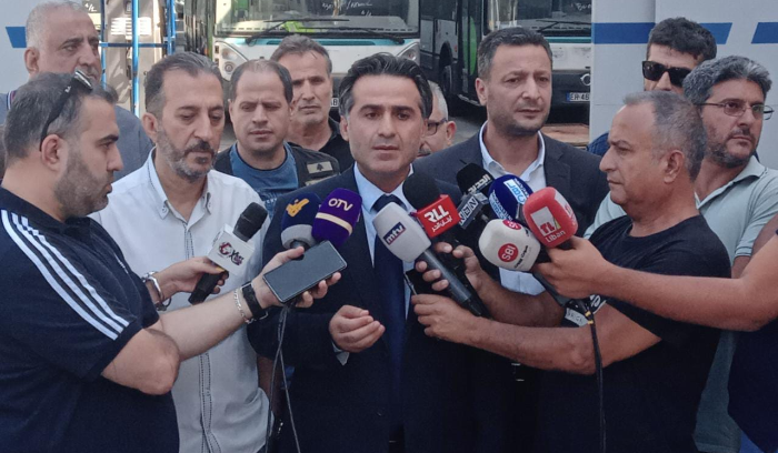 حمية يكشف مصير الباصات الفرنسية: لم تُهد ولم تُبع