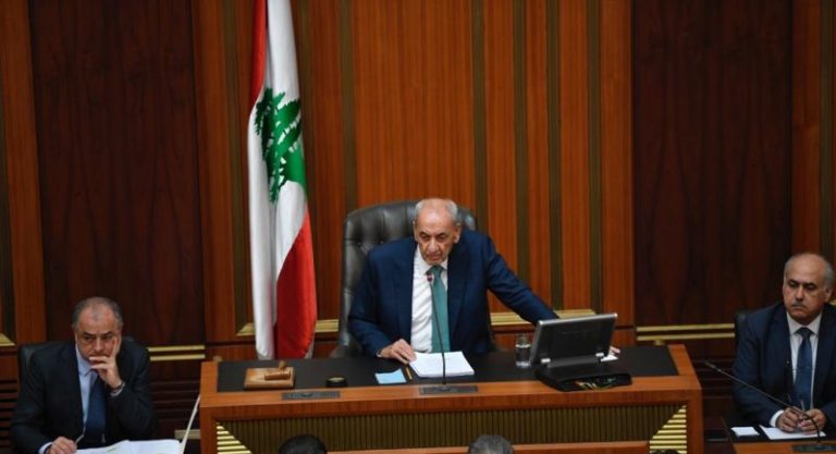 الكُتل النيابية تُطلق مشاوراتها.. وجلسة الخميس من دون “ثلثين”!