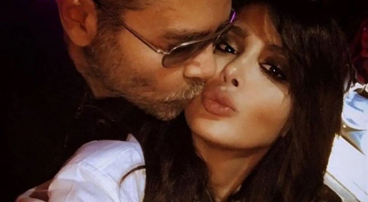 ​ألفت منذر للمرجع الديني: “شو رأيك بعرس داليا جنبلاط وجوي الضاهر؟”